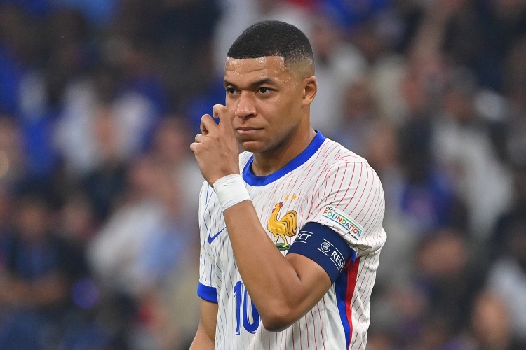 开云体育博彩-姆巴佩：在法国队射手榜上超越亨利的感觉很美妙，但前面还有吉鲁