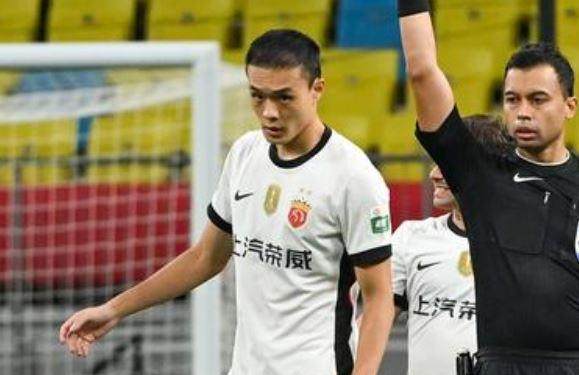 刘若钒：武磊中场休息时的点拨让我茅塞顿开