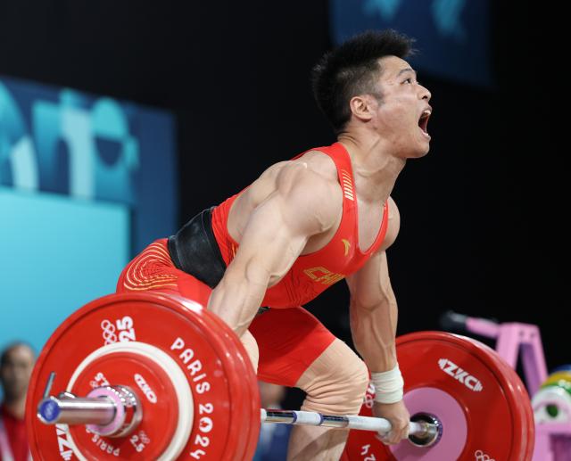 kaiyun app-2024总结之举重：奥运赛场仍闪耀 整体优势在缩小