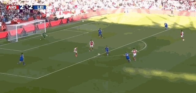 1727548882175049640.gif 出球失误.gif