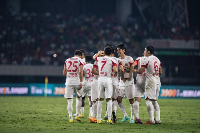 开云体育博彩-海港3连胜吕文君做回射手 崇明一期立大功包揽6球