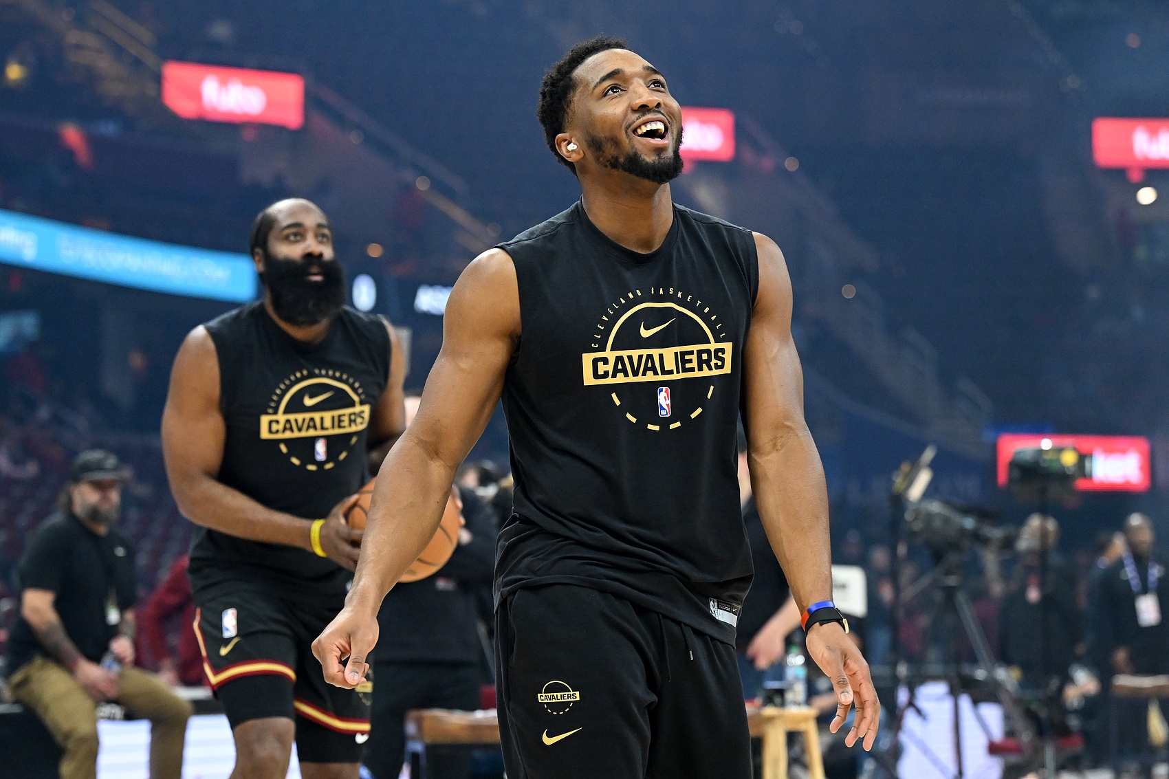 开云体育博彩-米切尔自哈登交易后罚球率从30.8%涨至42.2% 近5场50次罚球